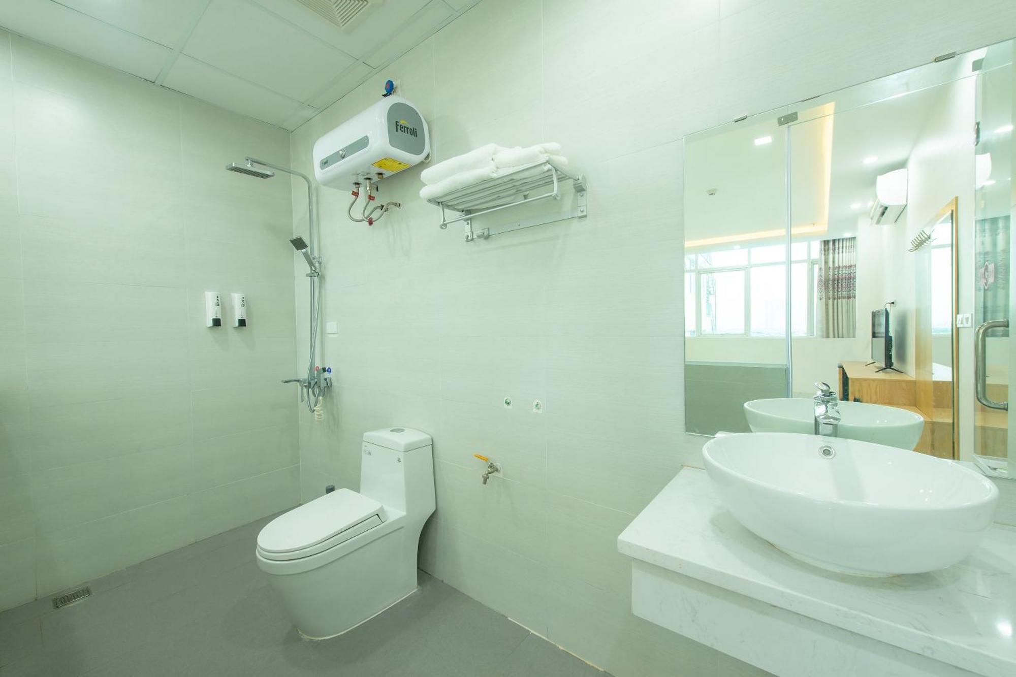 Capital O 417 Truong Son Hotel Ανόι Εξωτερικό φωτογραφία